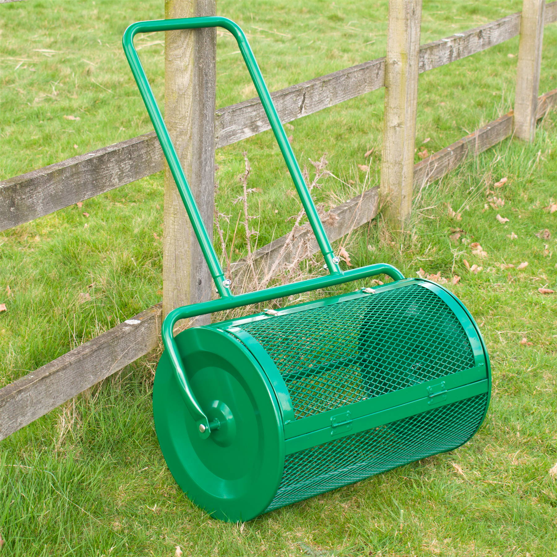 KCT Rolling Garden Lawn Compost Spreader 76L