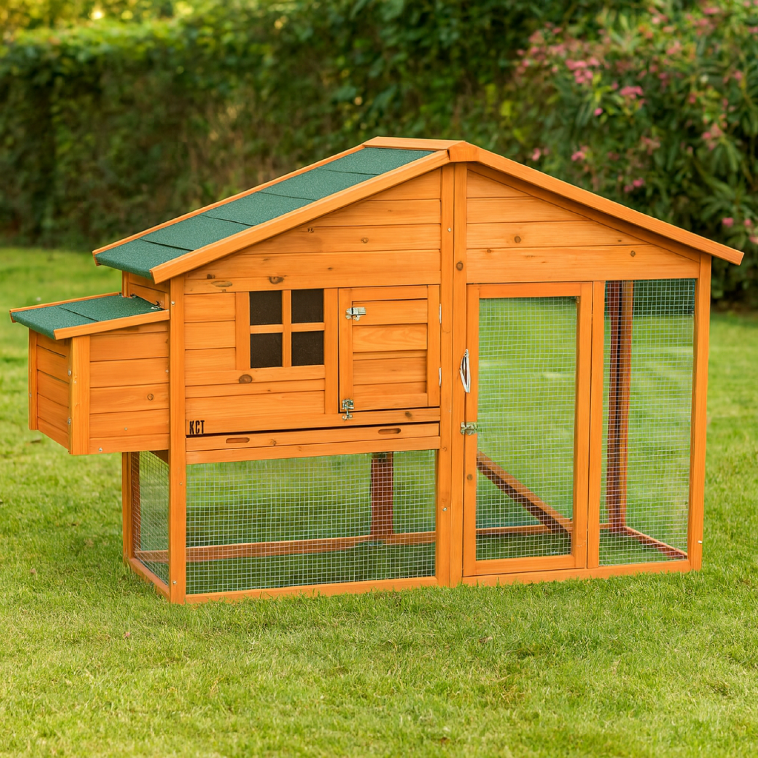 KCT Malaga Chicken Coop and Run