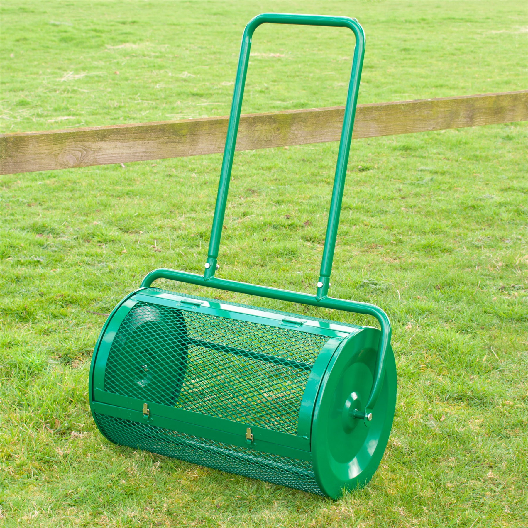 KCT Rolling Garden Lawn Compost Spreader 76L