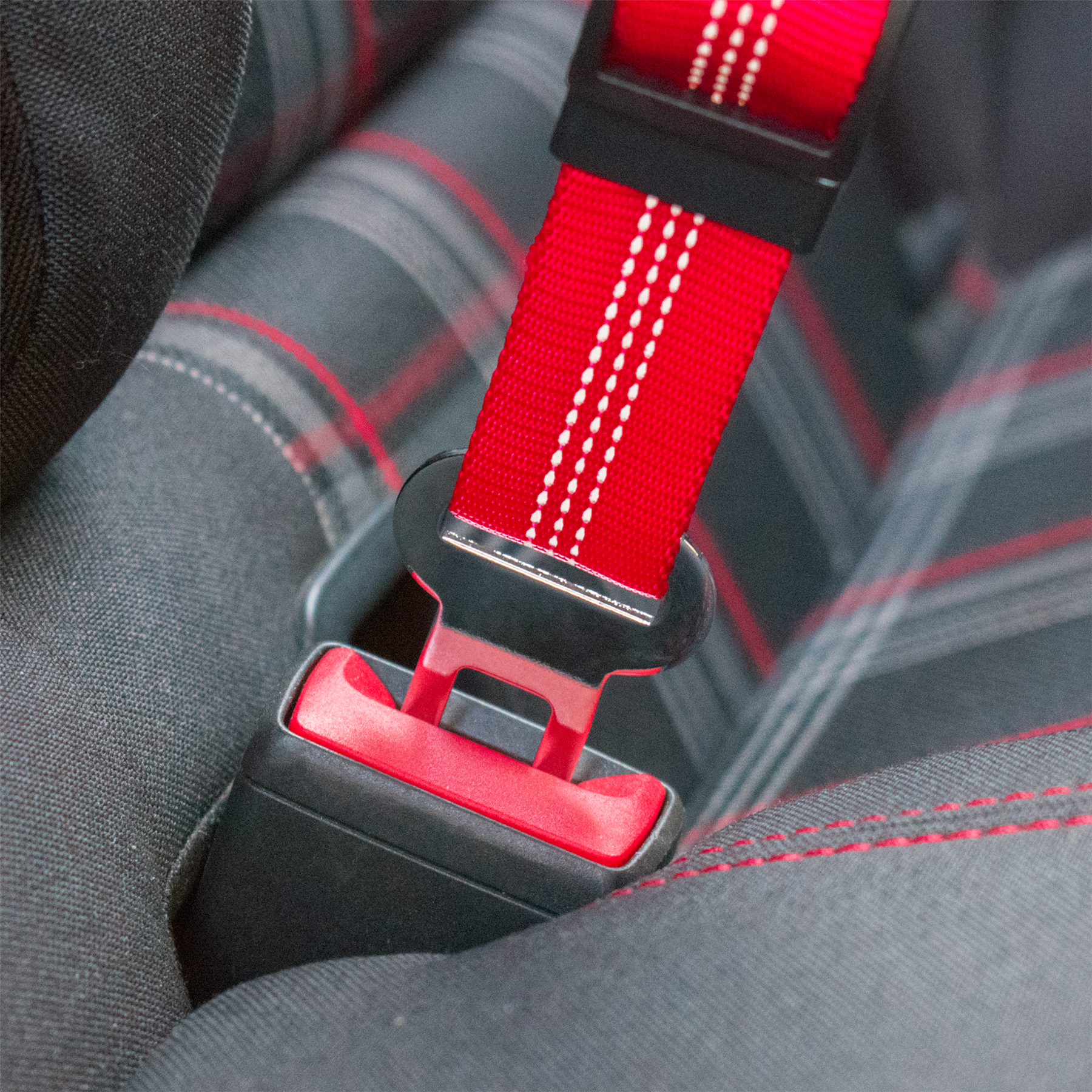 KCT Anti Shock Dog Seat Belt Clips