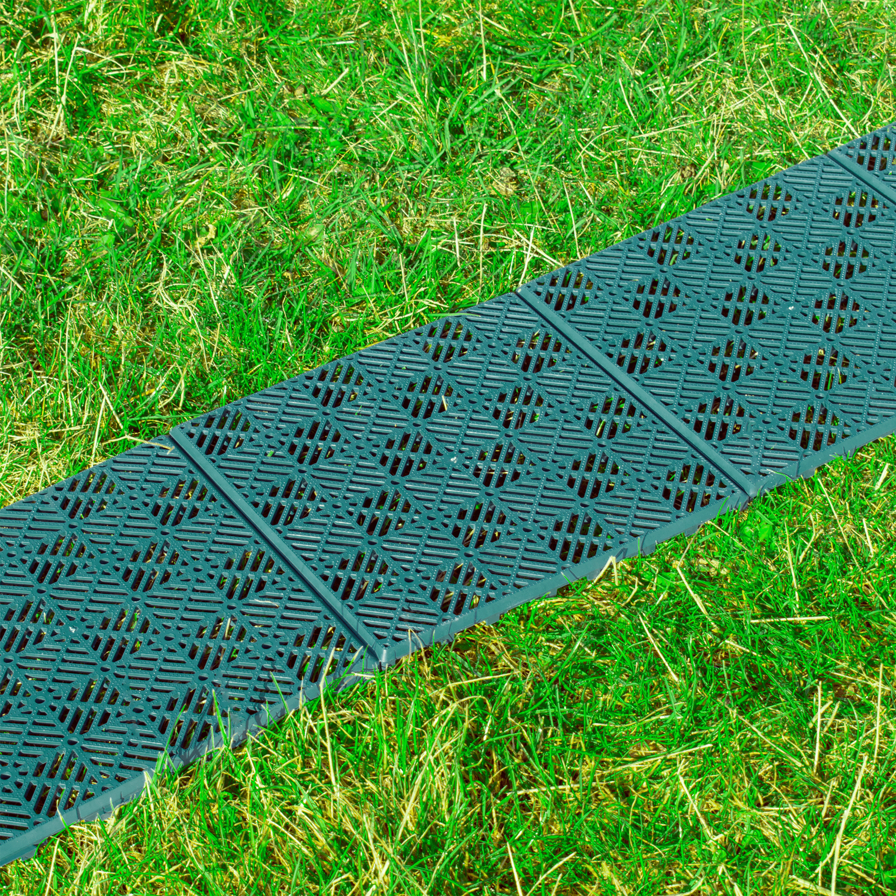KCT Green Garden Path and Patio Decking Interlocking Tiles - 5 Pieces